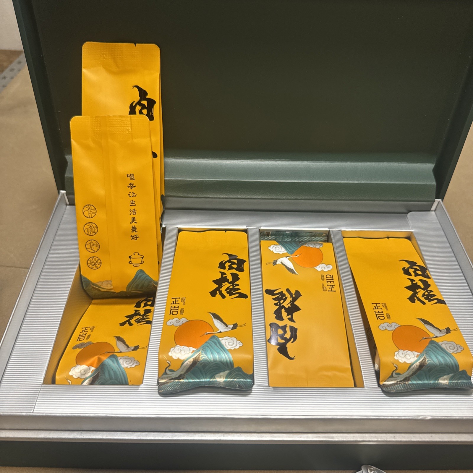 2022 Wuyi Rock Tea Rou Gui Oolong 100g Gift Box 12 Sealed Packs Fujian China