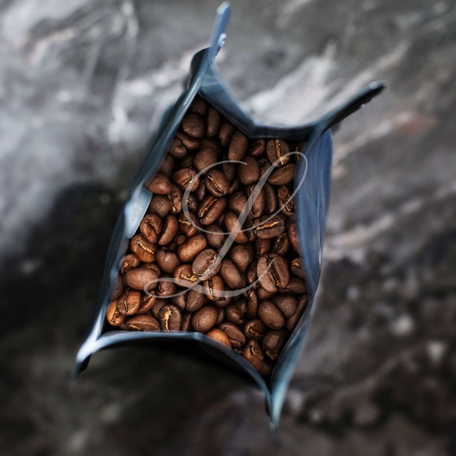 2 lbs of AUTHENTIC & FRESH Jamaica Blue Mountain Coffee – Customize Your Order!
