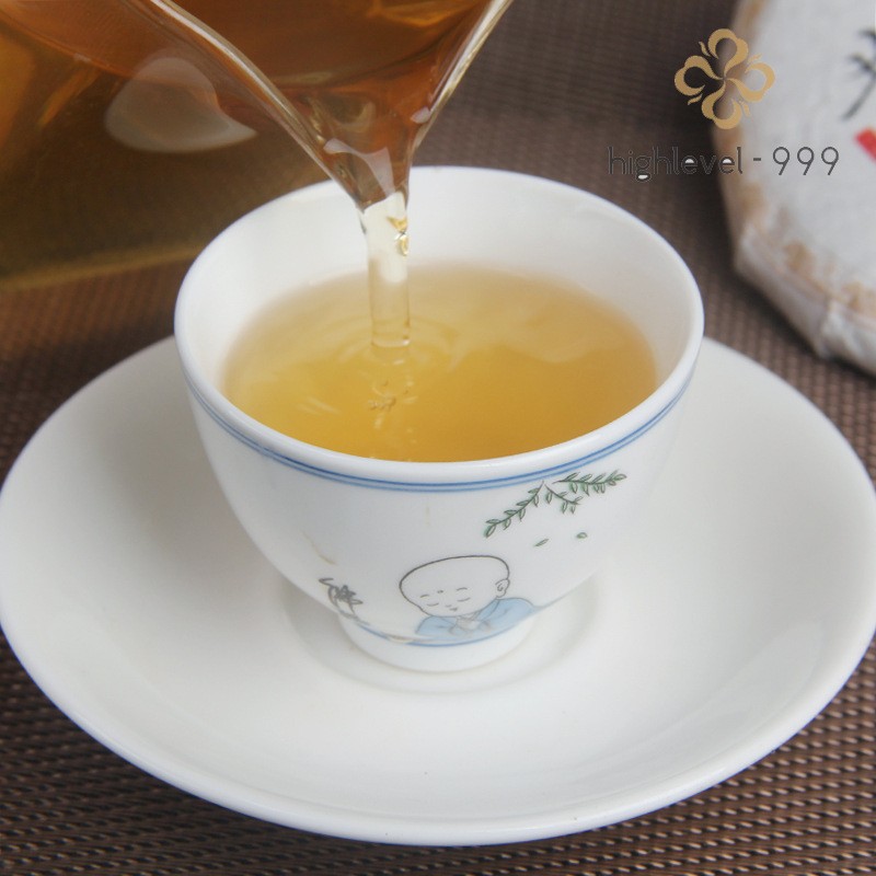 100g Raw Pu’er Yunnan XiGui Wild Ancient Tree Compressed Tea Cake