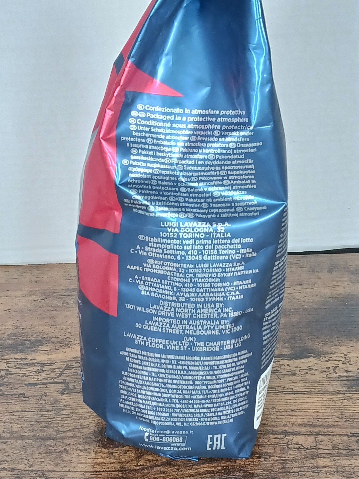 Top Class Medium Roast Whole Coffee Beans by Lavazza 35.2 oz 2.2 lbs BB 5/30/27