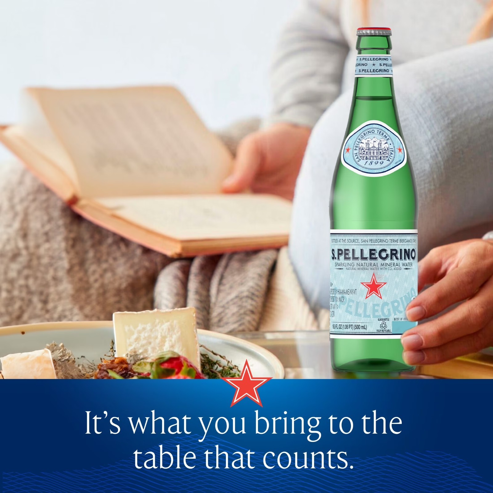 S.Pellegrino Sparkling Natural Mineral Water, 8 Pack 16.9 fl oz glass bottles.