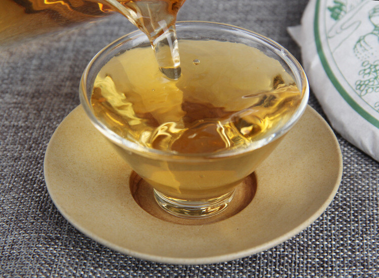 2018 Pu’er Tea Moonlight Beauty Puer Moon White Pu-erh Cake 357g Raw Puerh Tea