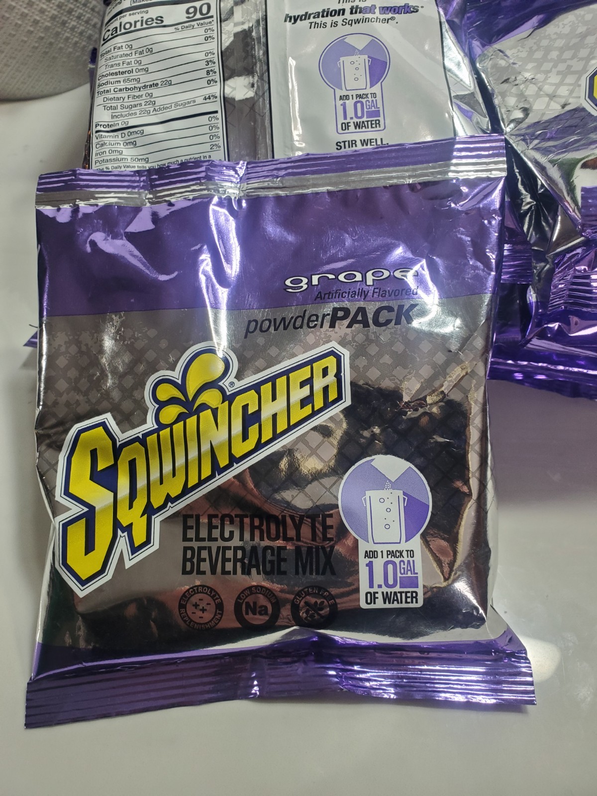 Sqwincher 159016006 Sports Drink Mix Powder 9.5 Oz. Grape 🍇 Lot of 20 ~ New