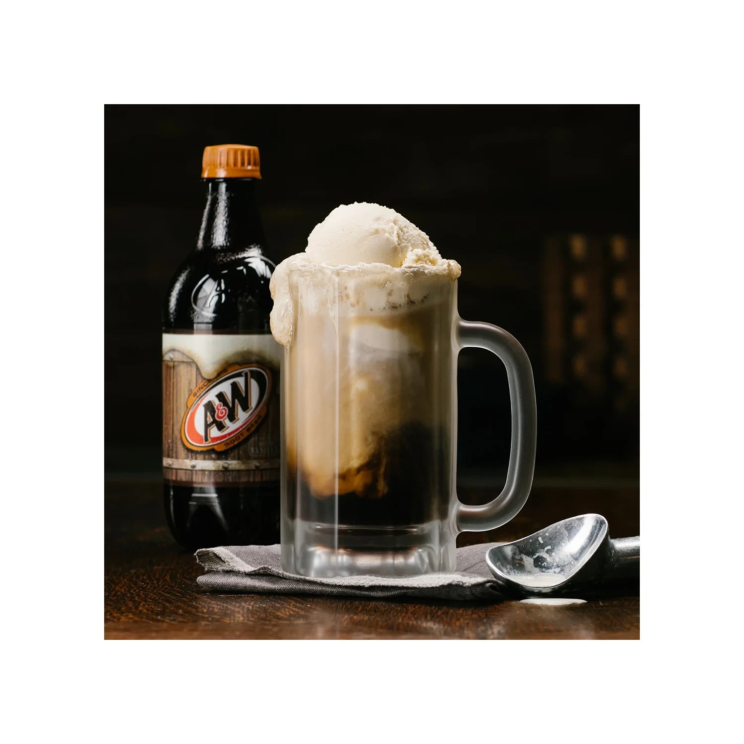 A&W Root Beer Soda Pop, 16.9 fl oz, 6 Pack Bottles