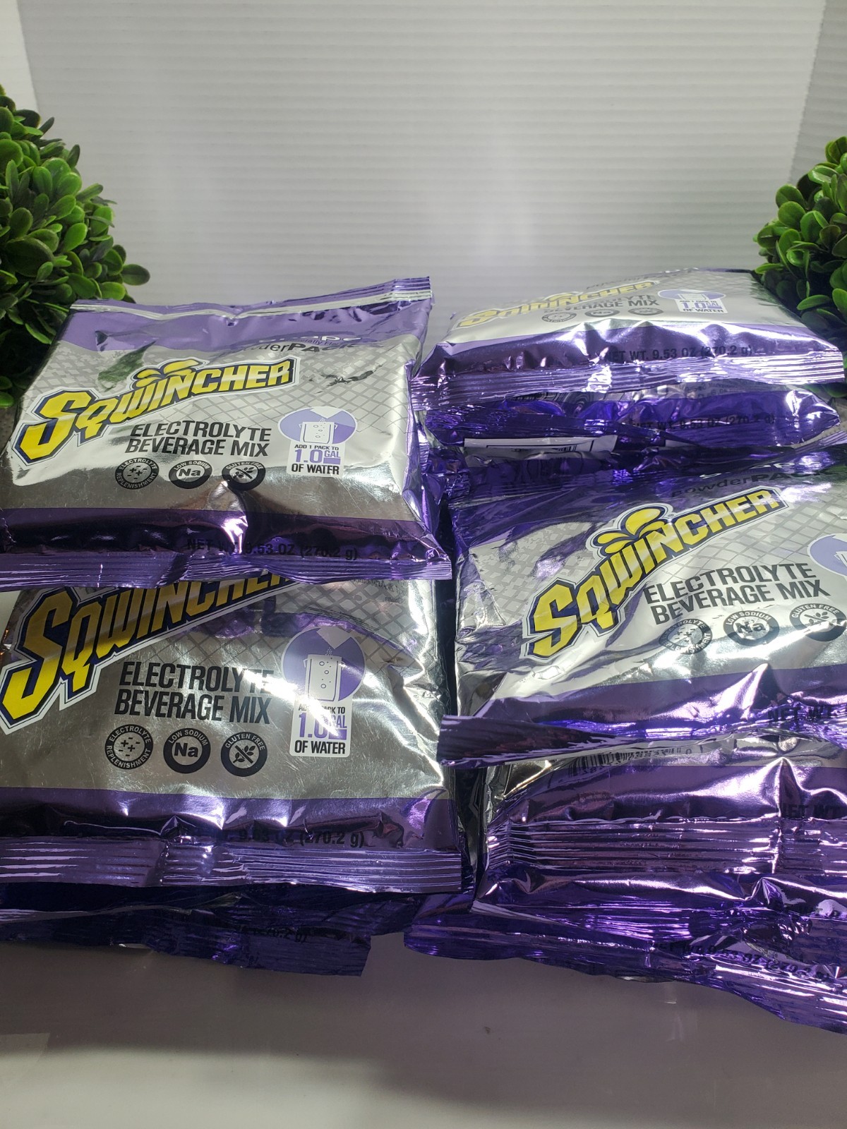 Sqwincher 159016006 Sports Drink Mix Powder 9.5 Oz. Grape 🍇 Lot of 20 ~ New