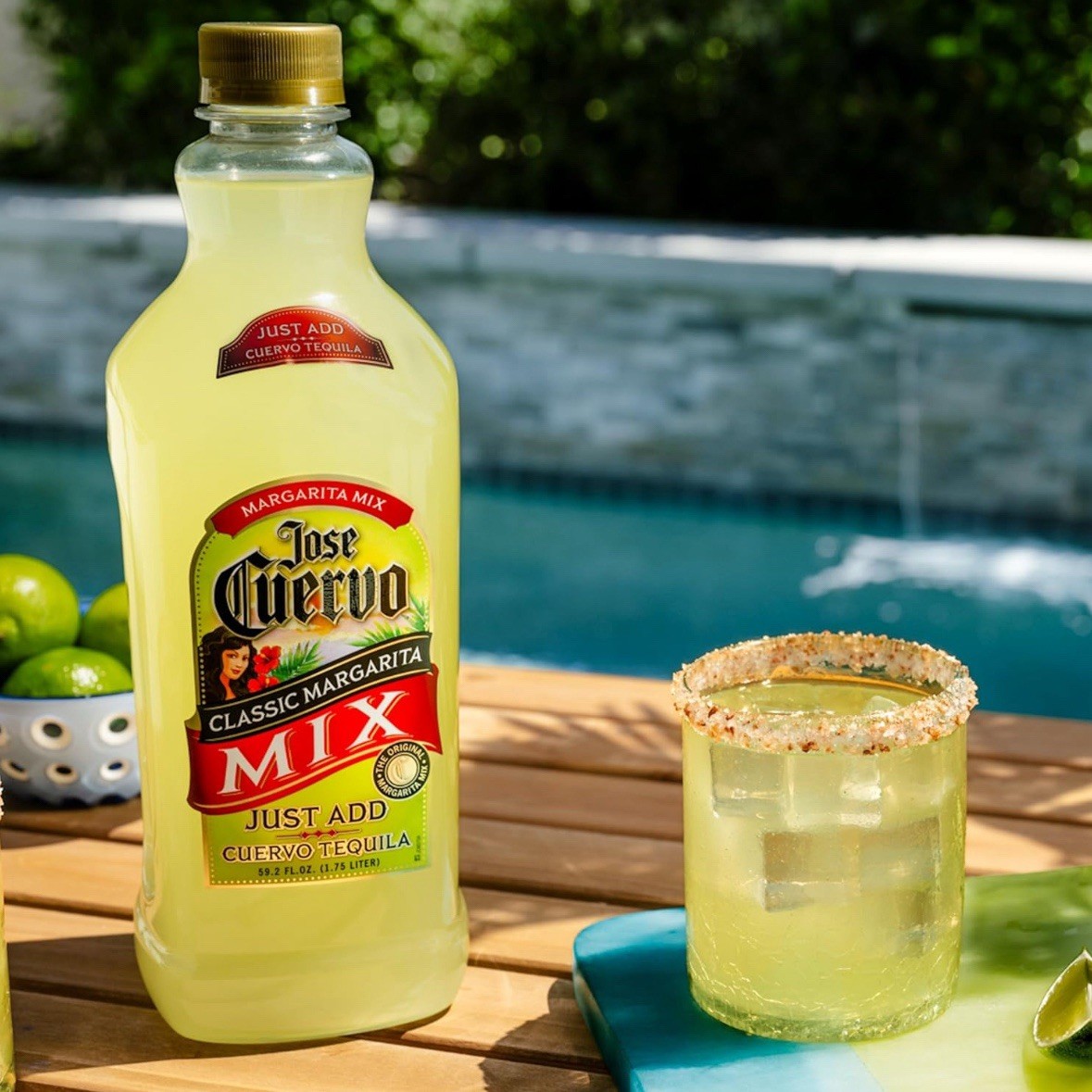 Jose Cuervo Classic Margarita Mix 33.8 oz 1 L – Just Add Your Favorite Tequila!