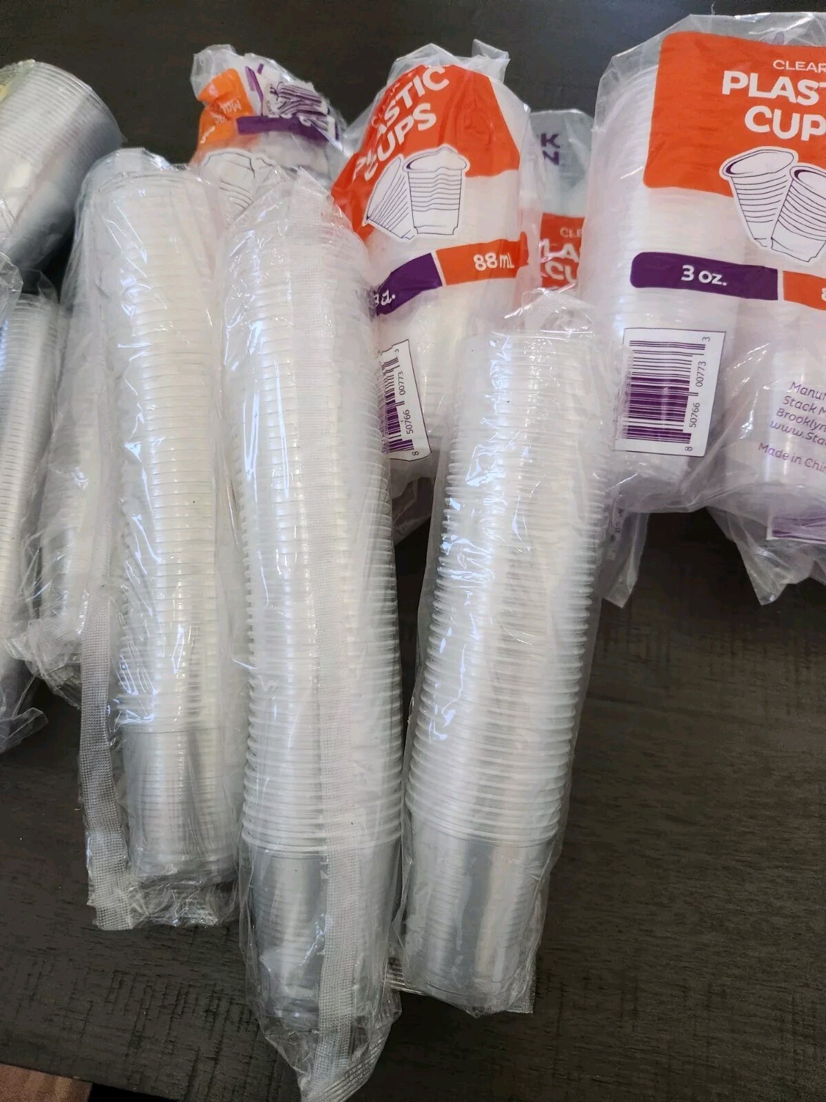 Bulk Sample Cups, Various Sizes, Some Branded. Aprox. 350 Ct.