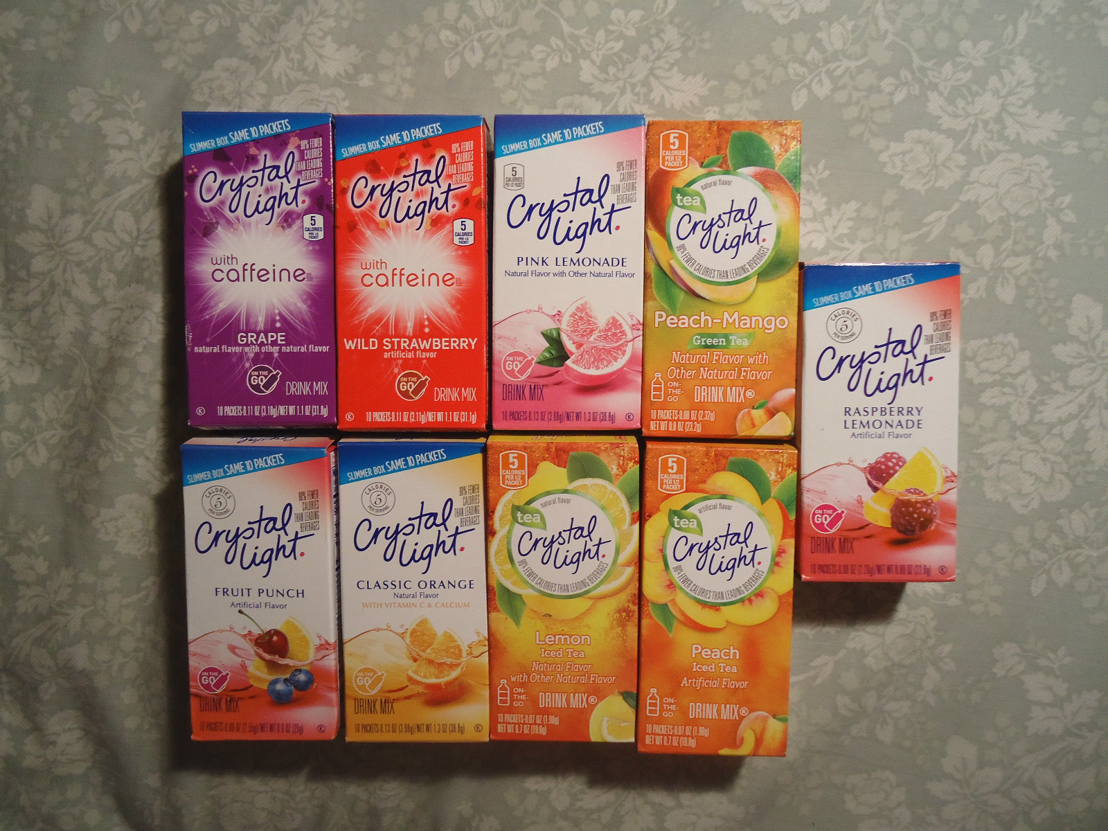 10 PACKETS ONLY CRYSTAL LIGHT ON THE GO DRINK MIX MANY FLAVORS TO CHOOSE FROM