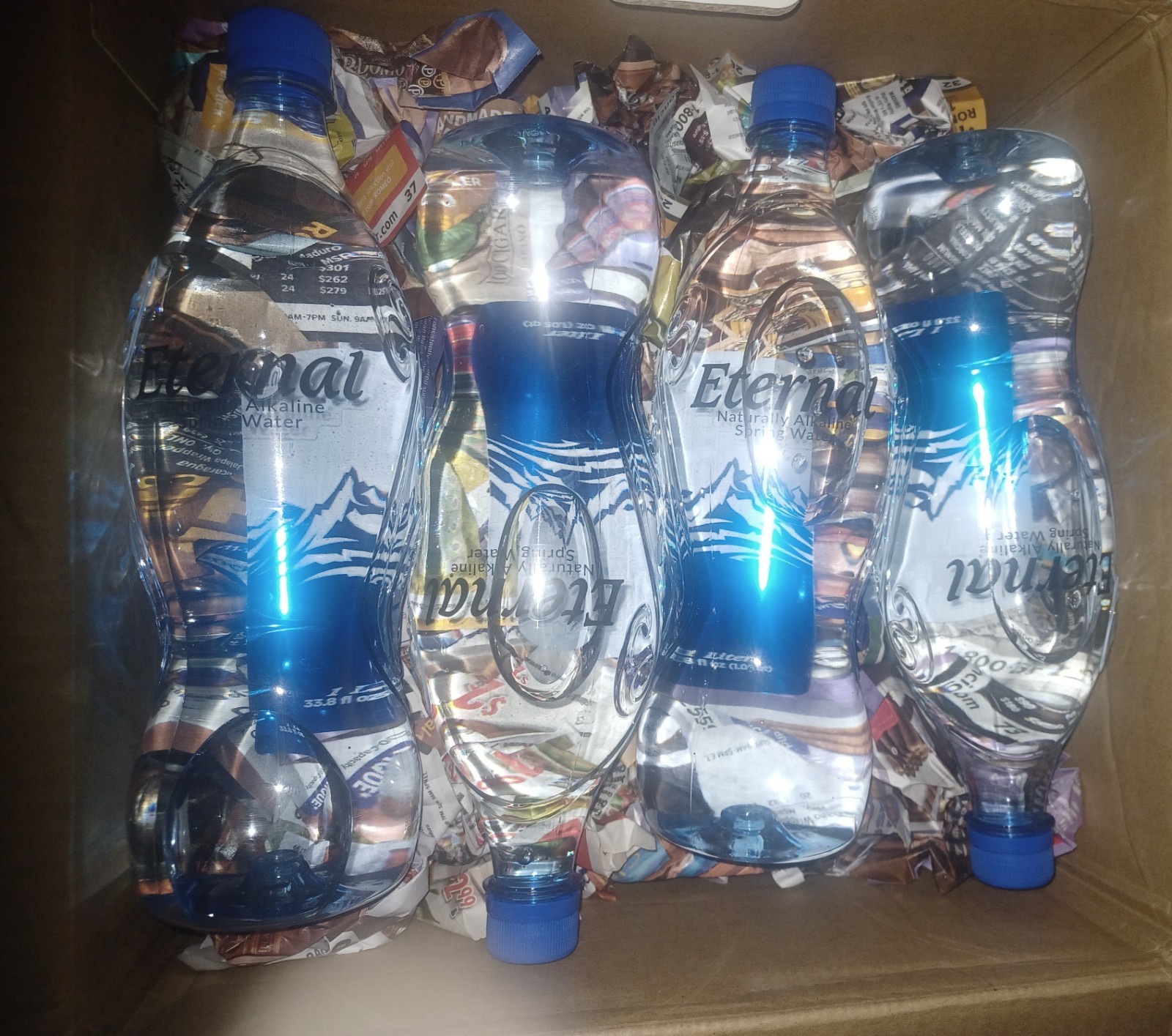 8 Bottles Of Eternal Water Alkaline Naturally Spring Water 1 L (1 DAY SHIP OUT)