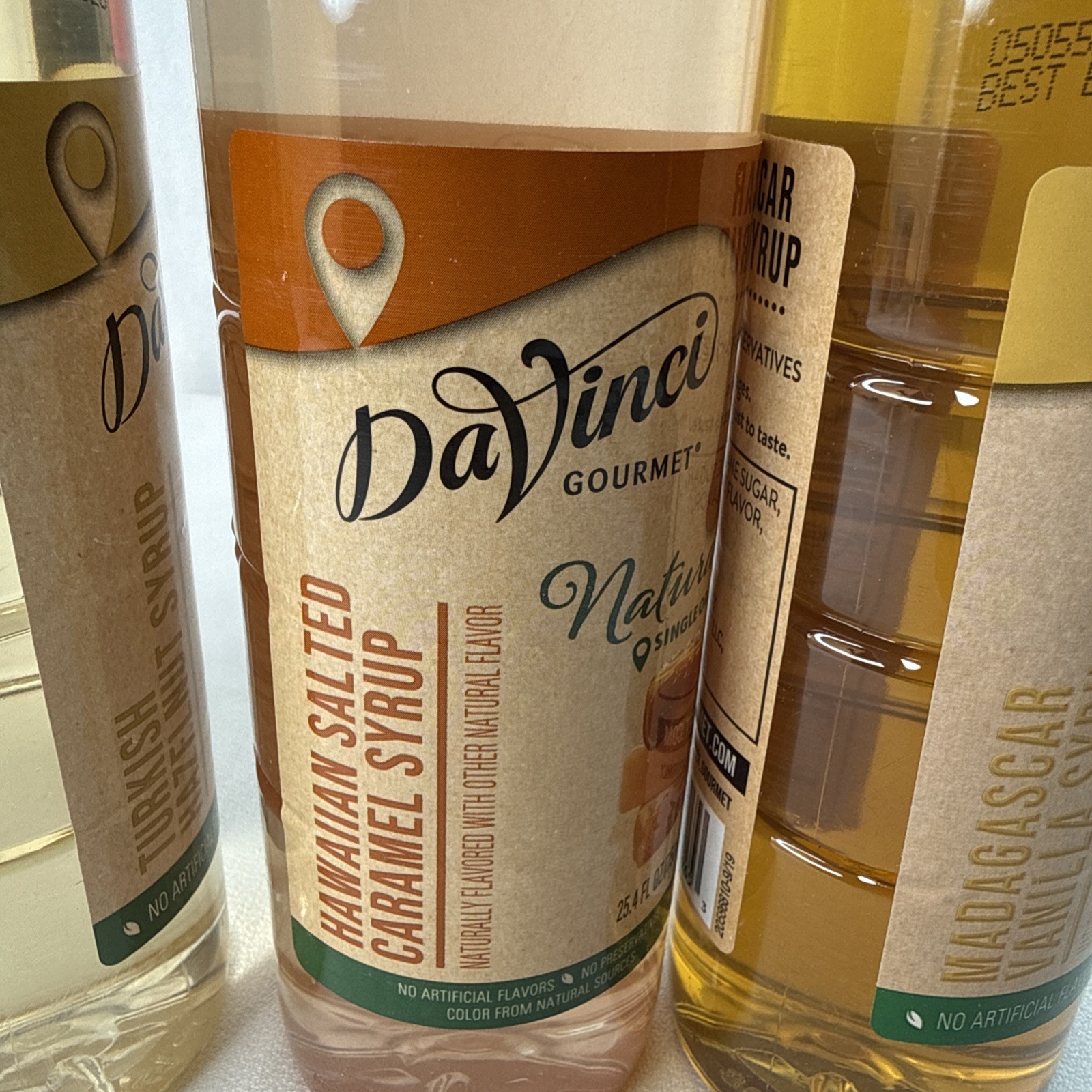 4 PC DaVinci Gourmet Syrups (Vanilla, Salted Caramel, Hazelnut, Raspberry)