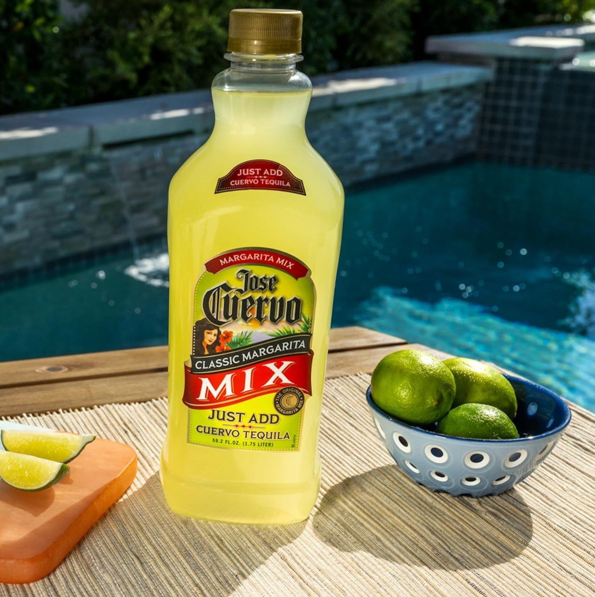 Jose Cuervo Classic Margarita Mix 33.8 oz 1 L – Just Add Your Favorite Tequila!
